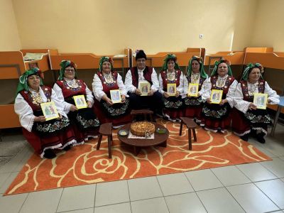 Празници и обичаи  14